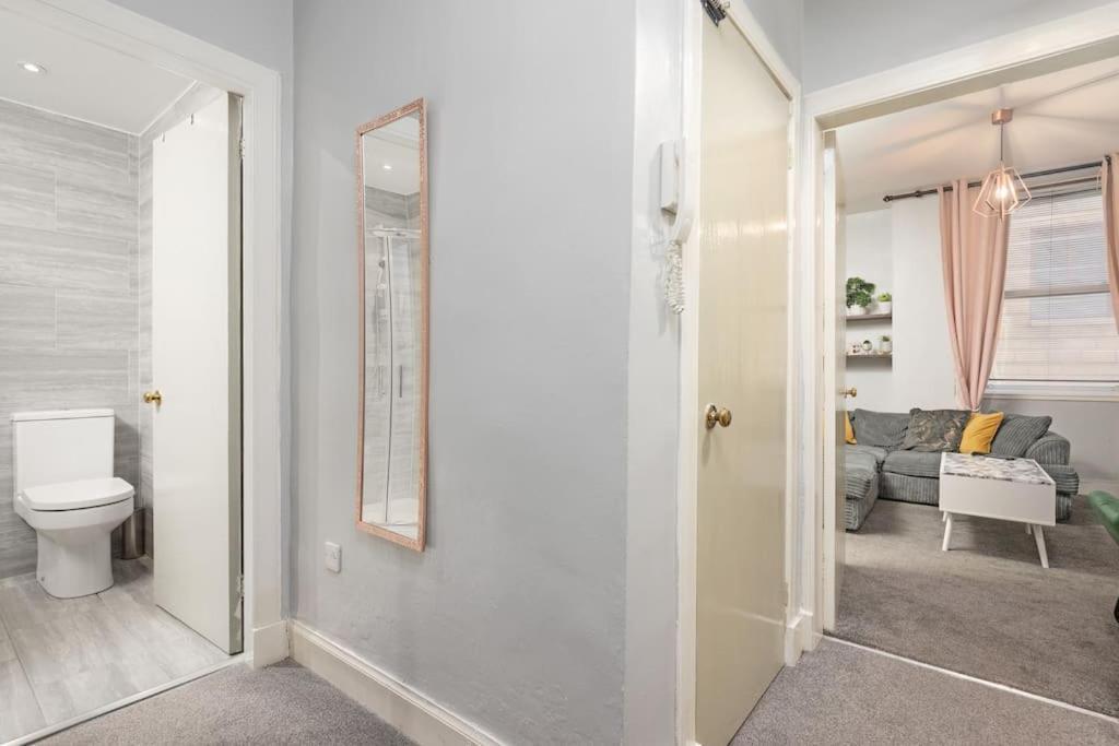 Two Bedroom Apartment-Central Edinburgh-Old Town-Licensed Exterior foto